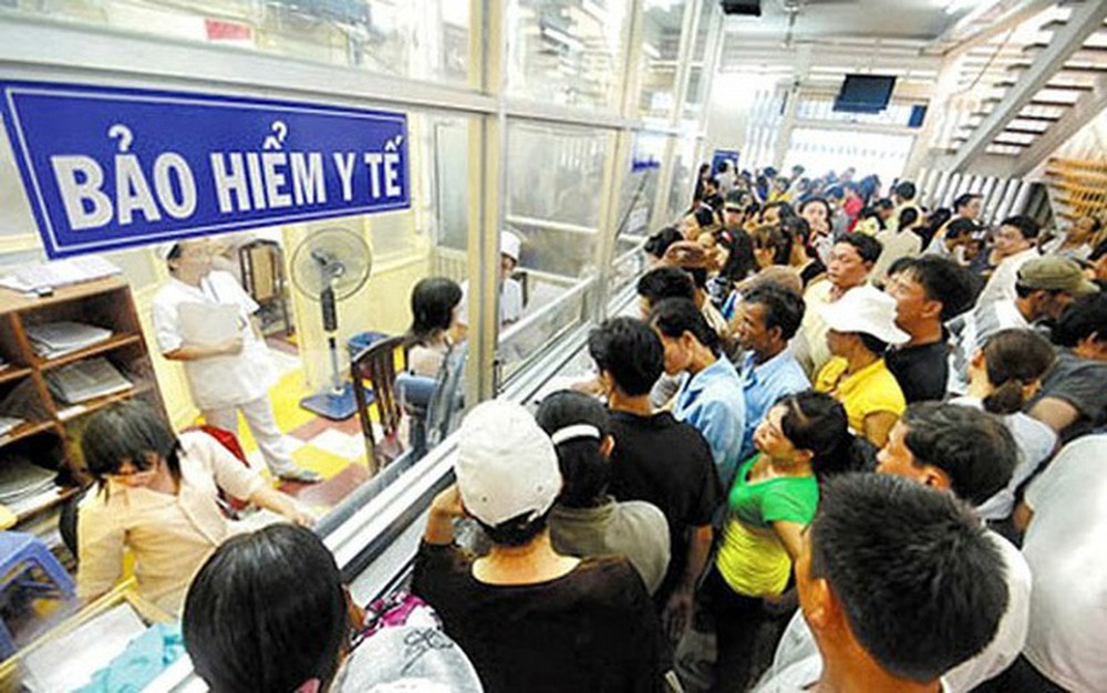 BẮT BUỘC TẤT CẢ THÀNH VIÊN GIA ĐÌNH THAM GIA BHYT CÙNG MỘT THỜI ĐIỂM