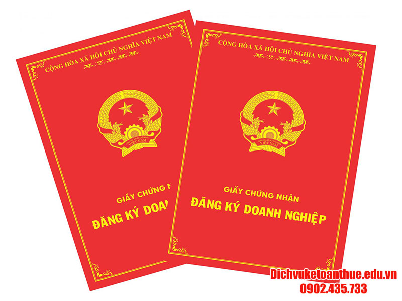 thanh lap cong ty co can bang cap khong